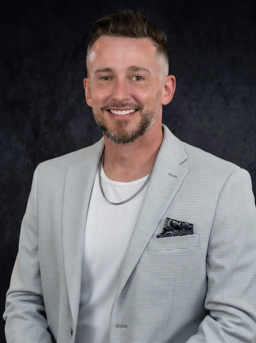Ryan Schroder headshot